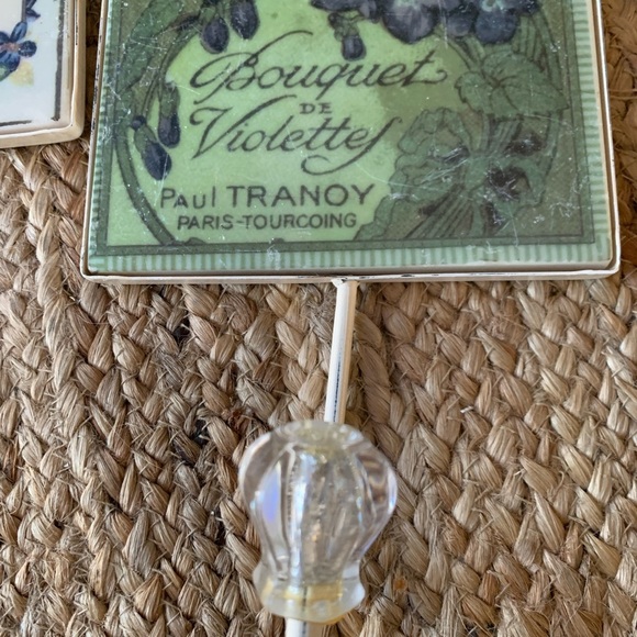 Vintage Floral Acrylic and Metal Wall Hooks. SET OF TWO. Measures 7 1/4”x 6” - Picture 7 of 13